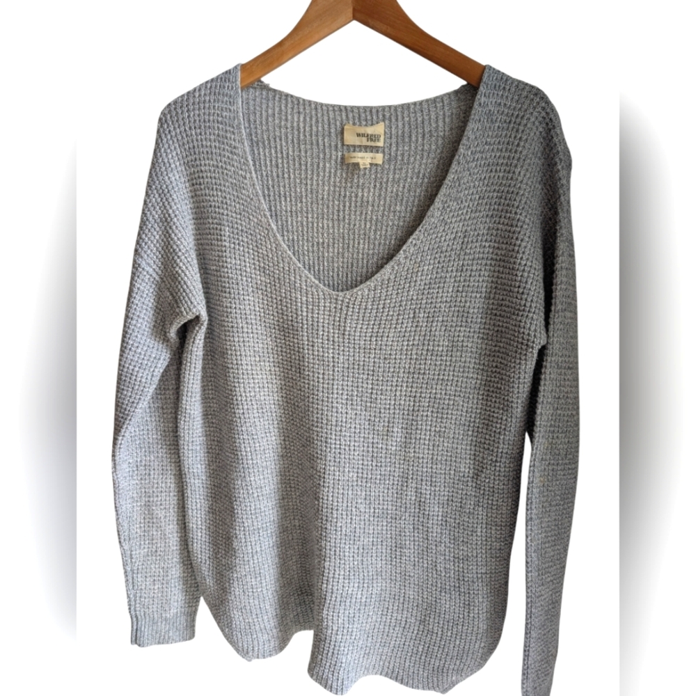 Aritzia Wilfred Free Wolter Waffle Knit Italian Wool V-Neck Sweater